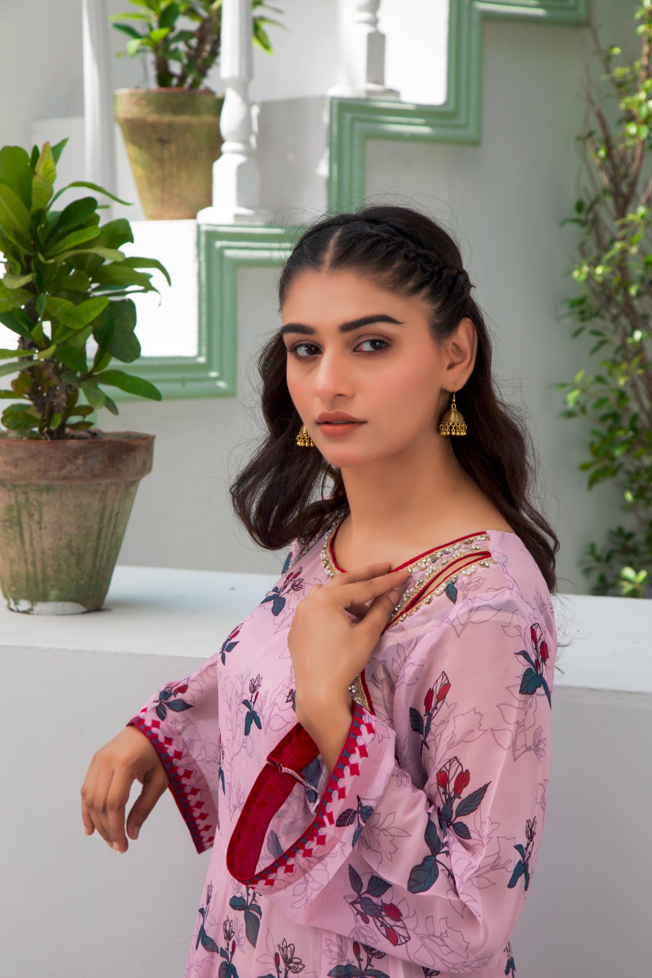 Soft casual dress for ladies with floral print