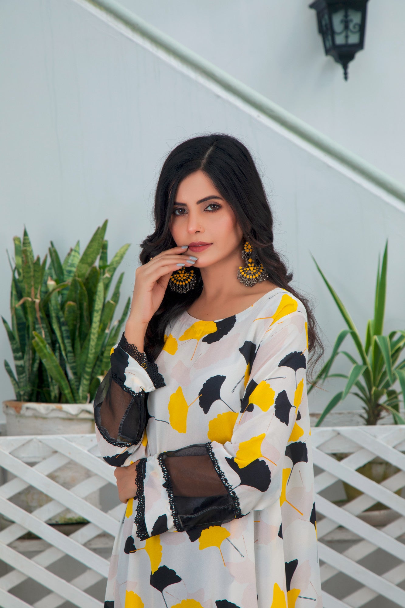 Classic casual dress for women in bold colors
