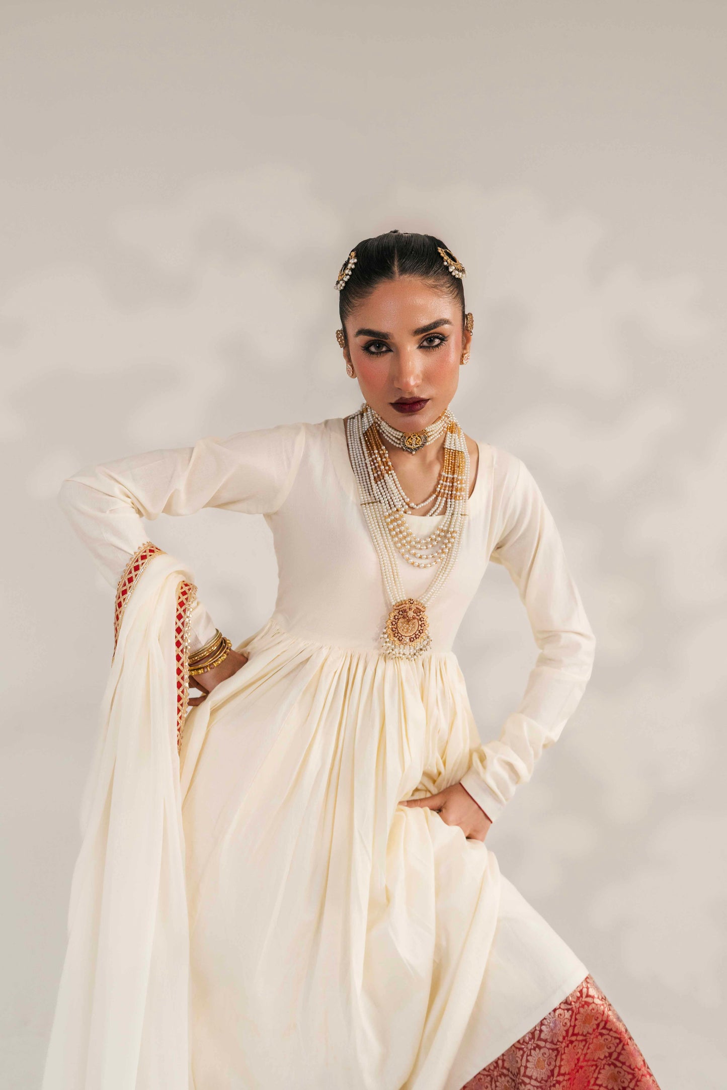 Classic embroidered long shirt for women